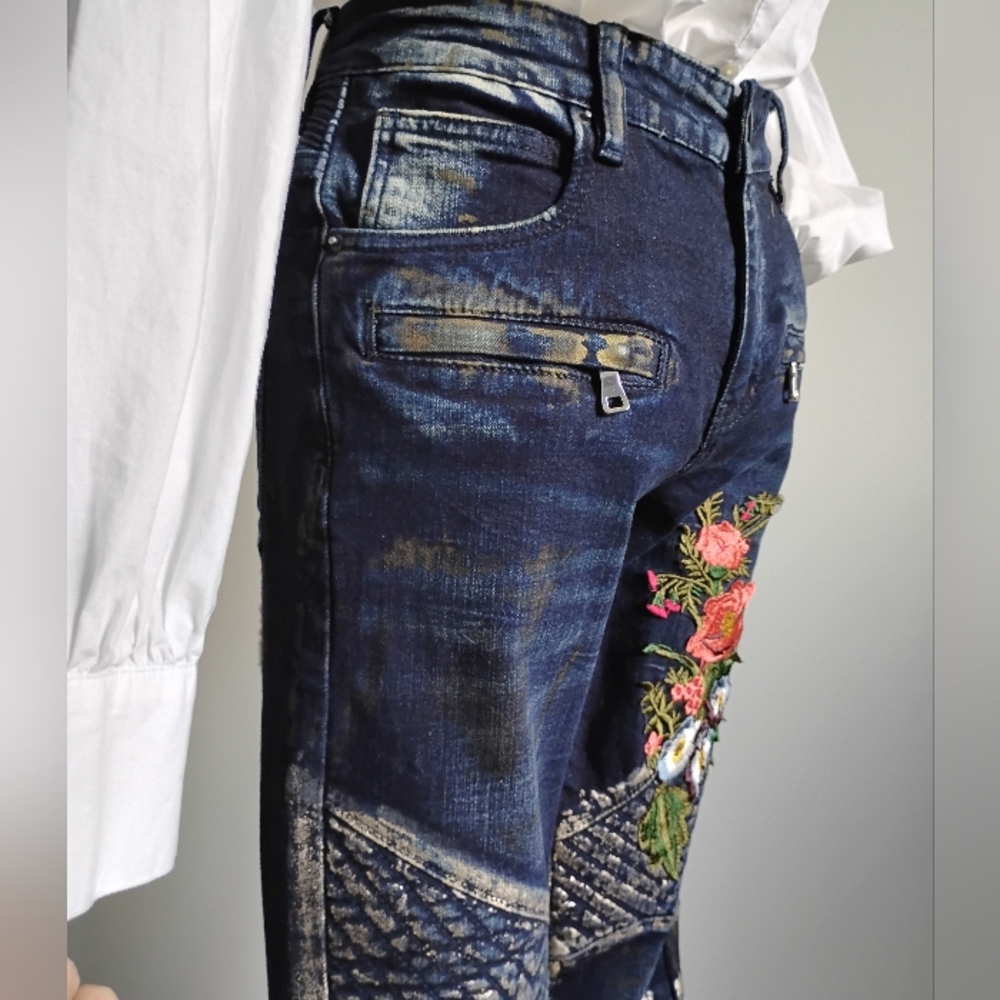 Embellish Distressed Embroidered Patched Spencer Biker Denim Jeans Size 30 - Picture 4 of 15